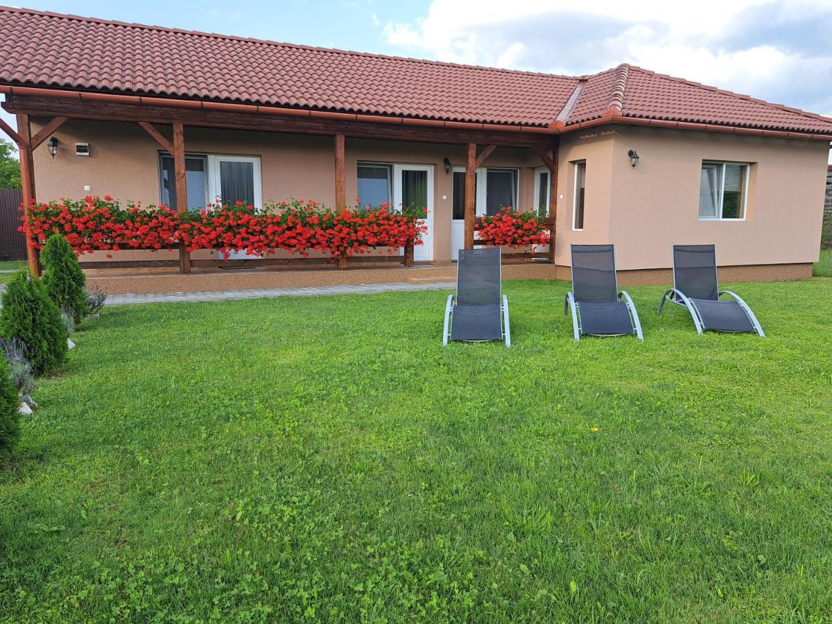 Lavender Villa Sovata Exterior foto